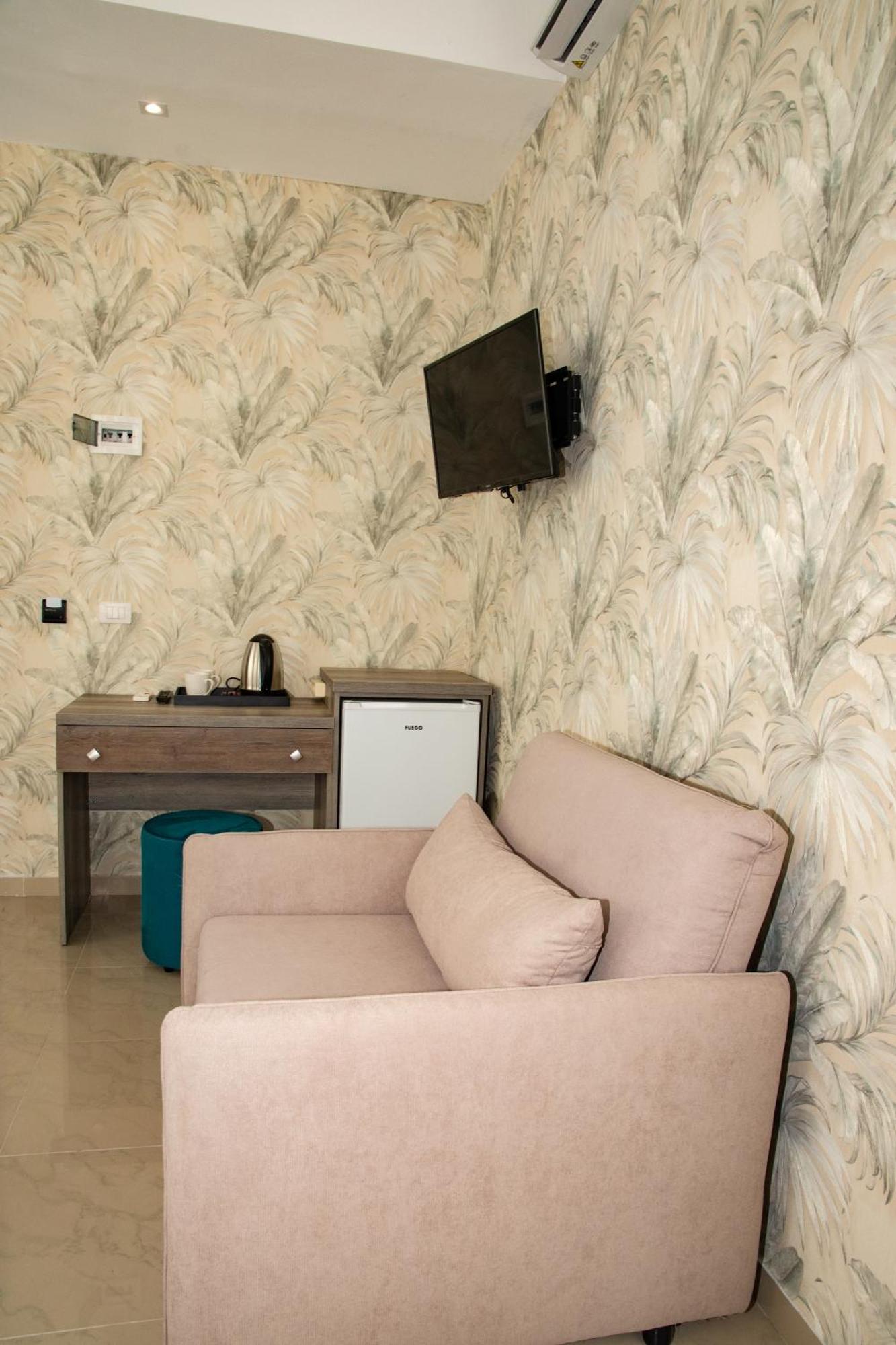 Alv Rent Rooms Wlora Zewnętrze zdjęcie