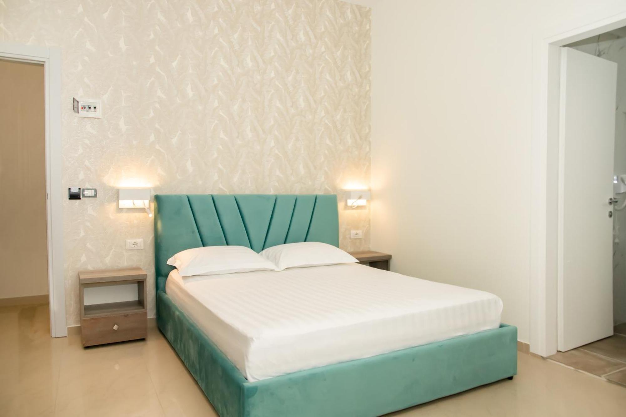 Alv Rent Rooms Wlora Zewnętrze zdjęcie